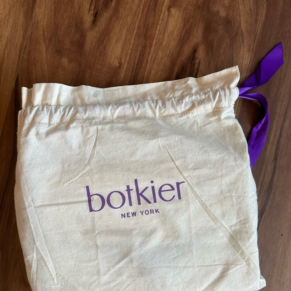 Botkier handbag with gunmetal hardware - Picture 2 of 4